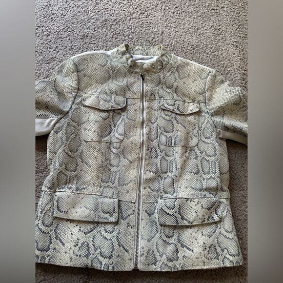 Elie Tahari Gwen Snake Suede Front Jacket Size Medium - Picture 8 of 16